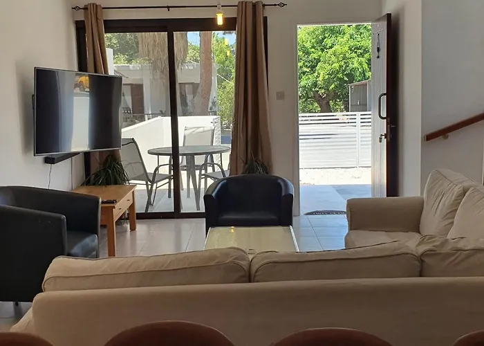 Lavin - 3bedroom Maisonette Apartament